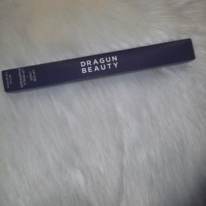 Dragun Beauty  Lip Job liner & sharpener